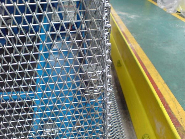 Flexible galvanised steel wire mesh curtain guarding