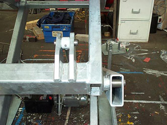 Galvanised Scissor Lift Table with grease nipple and stainless steel axle and cylinder pins