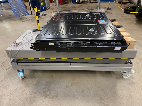 Electric Vehicle Lift (Section 2)