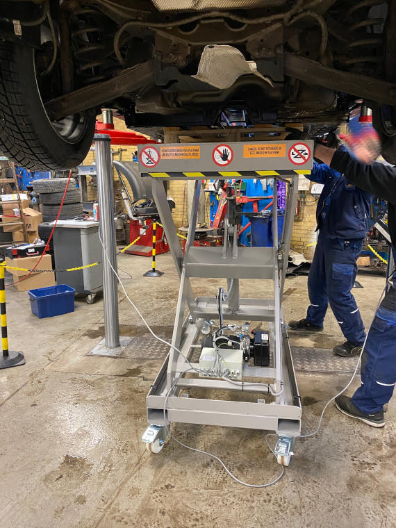 Electric Vehicle Lift (Section 4)
