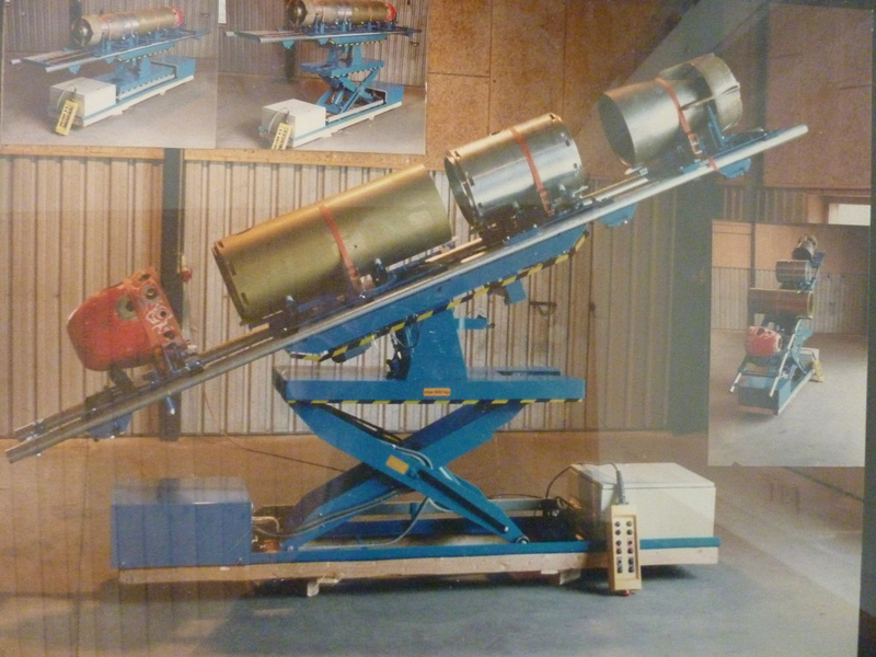 Torpedo launcher (Section 2)