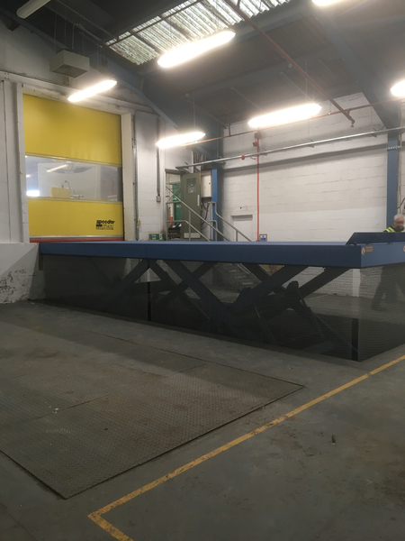 Double horizontal loading bay lift (Section 1)