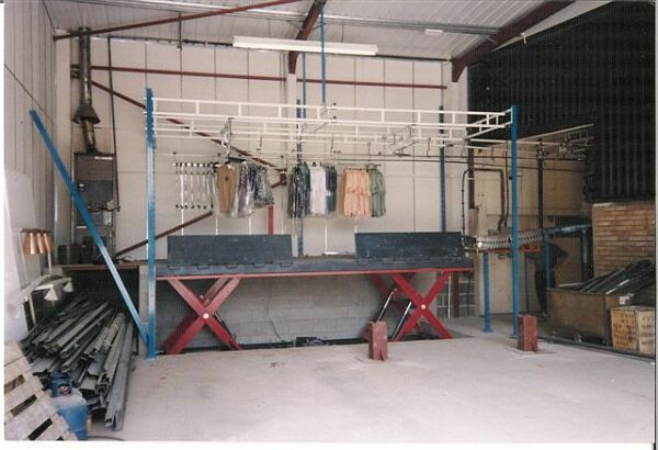 Double horizontal scissor dock lift (Section 1)