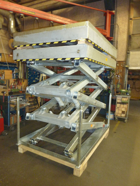 Stainless steel 2 tonnes capacity electro-hydraulic double scissor lift table (Section 1)