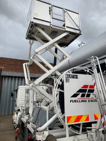 Triple vertical scissor lift used for aircraft re-fuelling (Section 1)